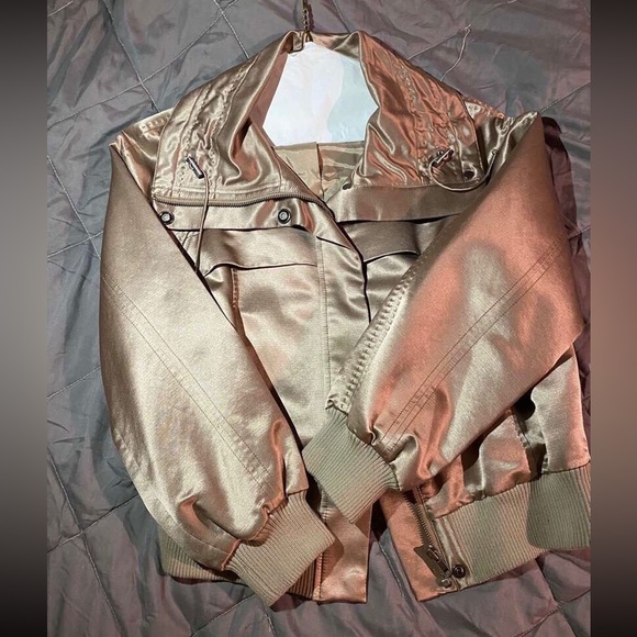 Silk culture jacket - Picture 2 of 3